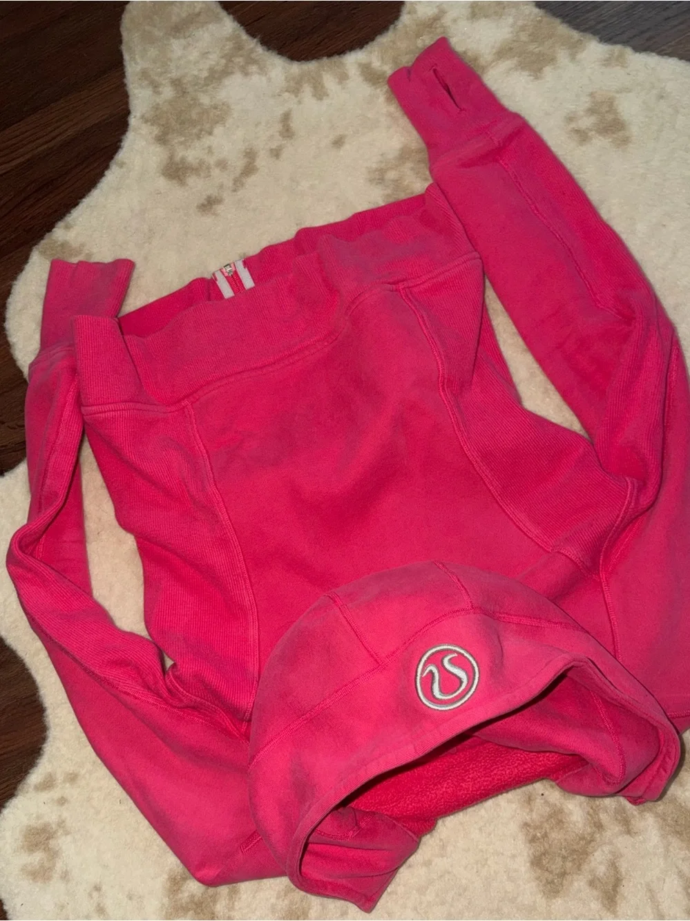 Rare Lululemon Scuba Hoodie Bon Bon logo $138 casual activewear workout zip fall